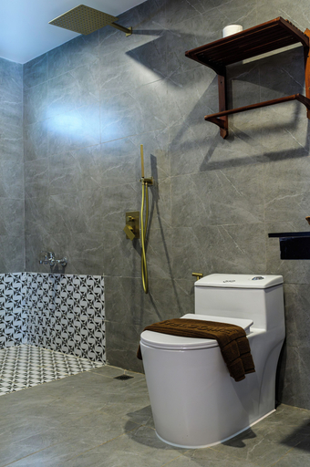 Bathroom 5, Pich Kunthea Angkor Resort, Siem Reap