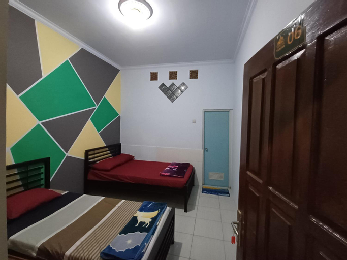 Bedroom 13