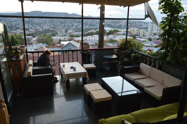 Others 5, Terasa Mtacminda, Tbilisi