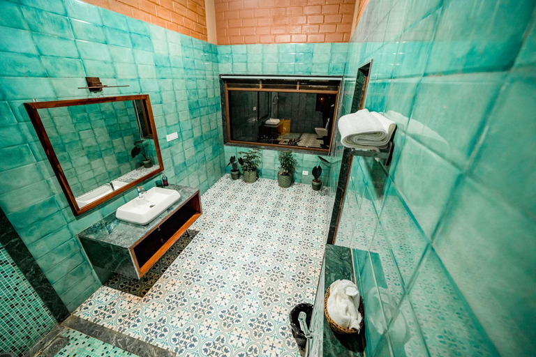 Bathroom 3, Sereno Chikmagalur, Chikmagalur
