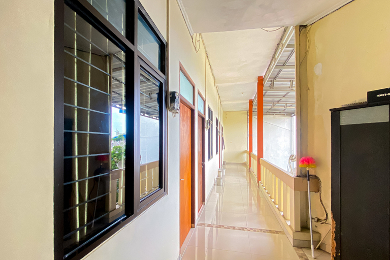 Others 4, Megarich Syariah RedPartner Lippo Cikarang, Cikarang