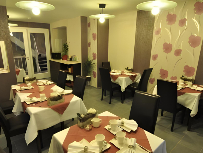Food & Drinks 5, Le petit Palais - Hotel/Pension, Harz