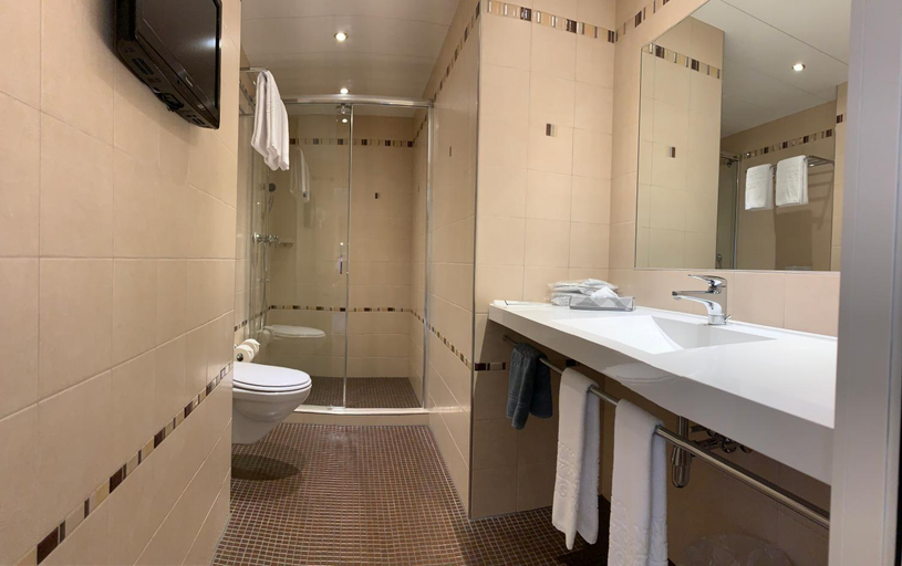 Bathroom 5