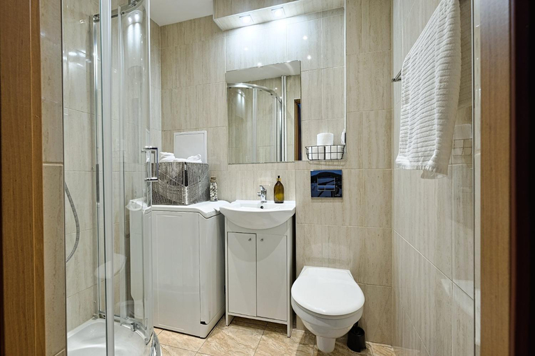 Bathroom 2, Little Home Apartments, Warsaw