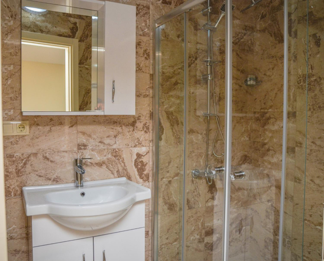 Bathroom 4, KURT OTEL, Merkez