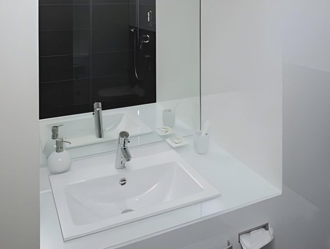 Bathroom 4, Grimm's Hotel Mitte, Berlin