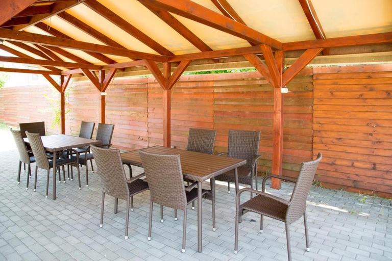Others 3, Levendula apartmanhaz, Hajdúszoboszló