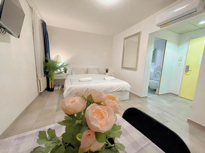 Bedroom 10
