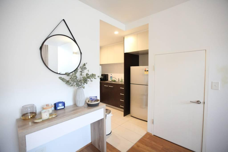 Others 3, 2 BR Loft Apartment Kingsford Near UNSW, Sydney