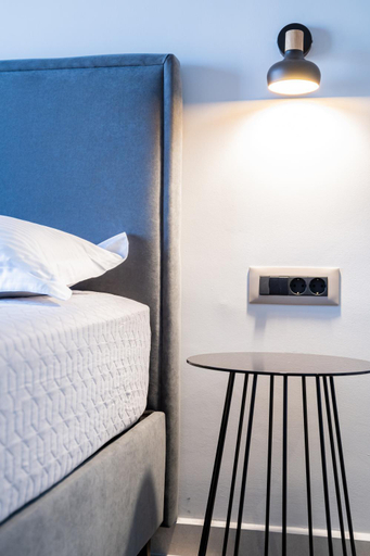 Bedroom 1, Yiannis Deluxe Apartment, Crete