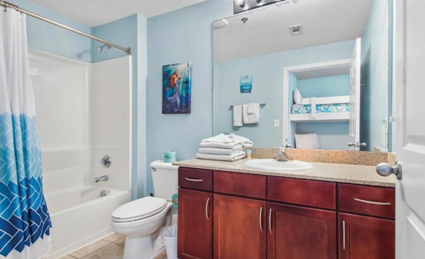 Bathroom 3, Laketown Wharf 317, Bay