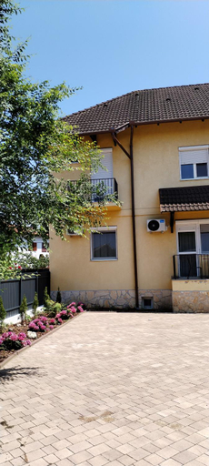 Others 5, Levendula apartmanhaz, Hajdúszoboszló