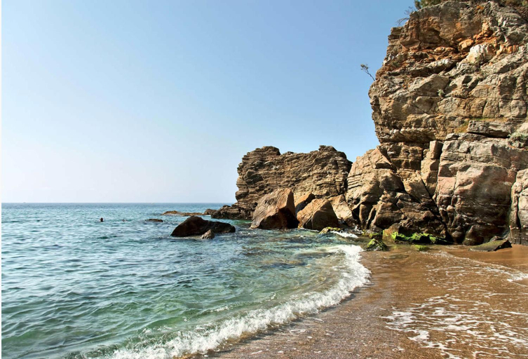 Others 2, T2 calme proche plage Bonporteau avec Clim et parking, Var