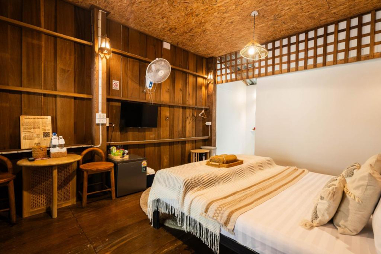 Bedroom 2, Chaiyapol Homestay, K. Mae On