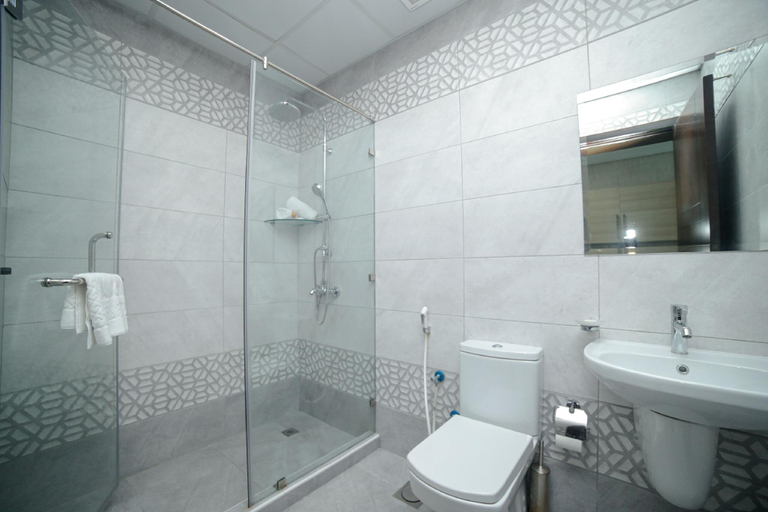 Bathroom 4