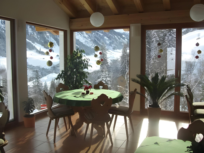 Food & Drinks 4, Hotel Cuntera, Surselva