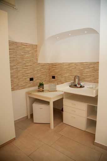 Others 4, Residenza Le Chianche, Brindisi