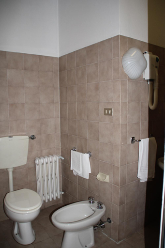 Bathroom, Nuovo Hotel San Martino, Bologna