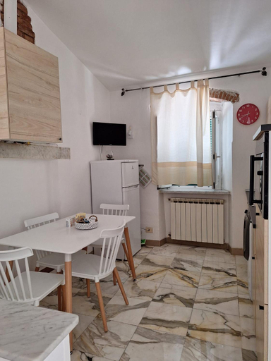 Dining Room 6
