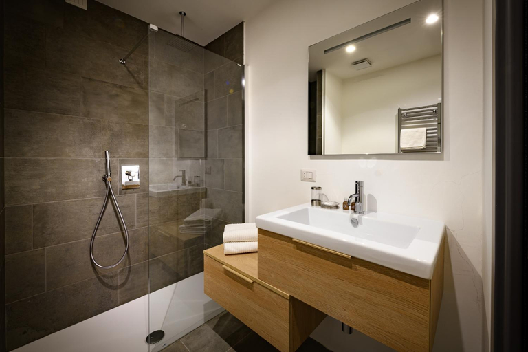 Bathroom 2, Eco Rooms&Breakfast Tirano, Sondrio