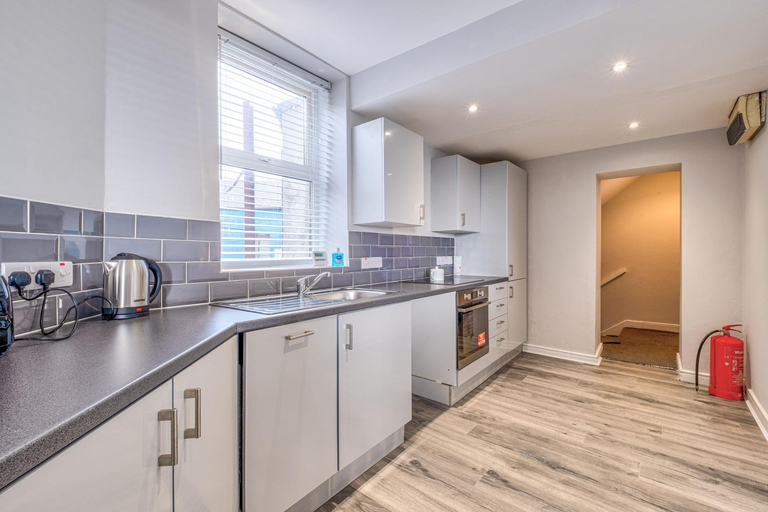 Others 4, Apartment 2 Apartment 4 - PORTRUSH MARINE APARTMENTS, Causeway Coast and Glens