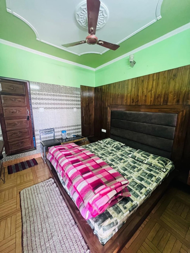 Bedroom 5, Hotel Dev Bhumi, Rudraprayag