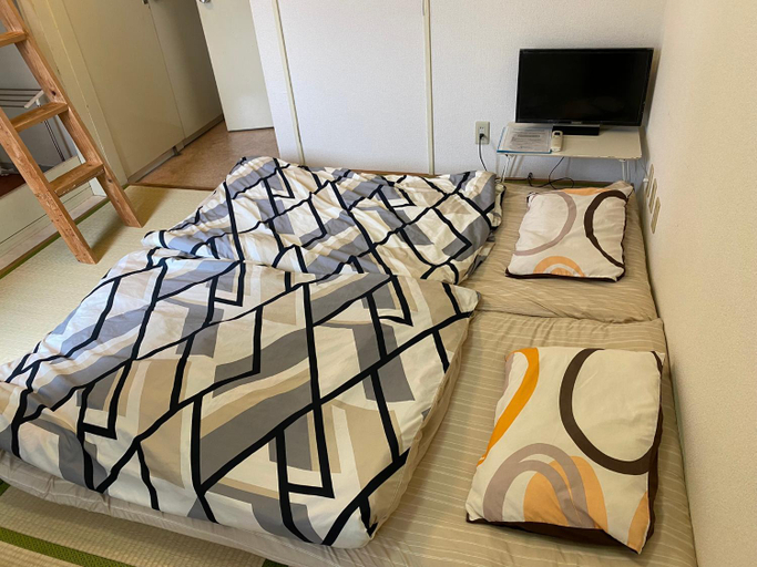 Bedroom 12