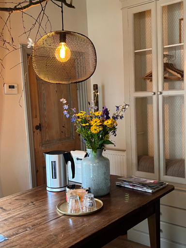 Others 3, B&B De Kamer Hiernaast, Gouda