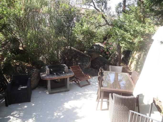 Others 3, Residence Pezza Cardo, Corse-du-Sud