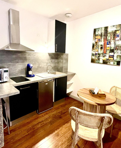 Dining Room 15