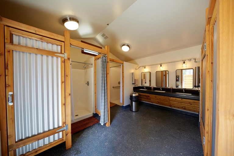 Bedroom 3, Evergreen Lodge at Yosemite, Tuolumne