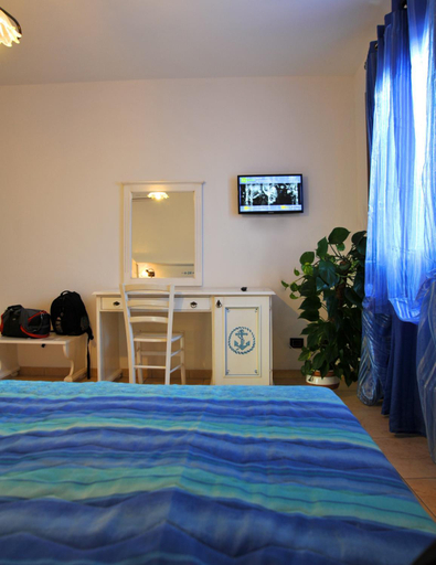 Others 2, B&B L'Ancora, Sassari