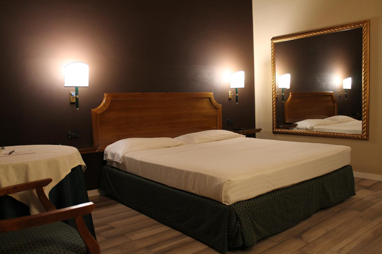 Bedroom 13