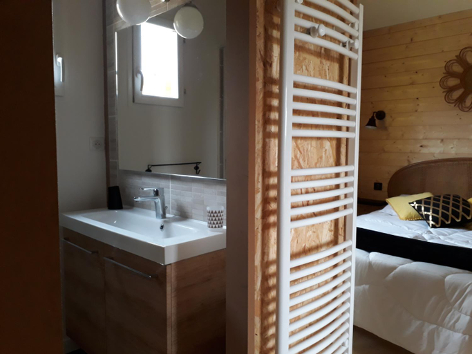 Bathroom 20