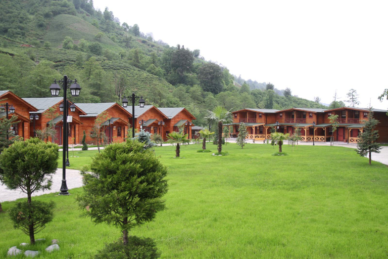 Others 4, Teona Caglayan Bungalov, Fındıklı
