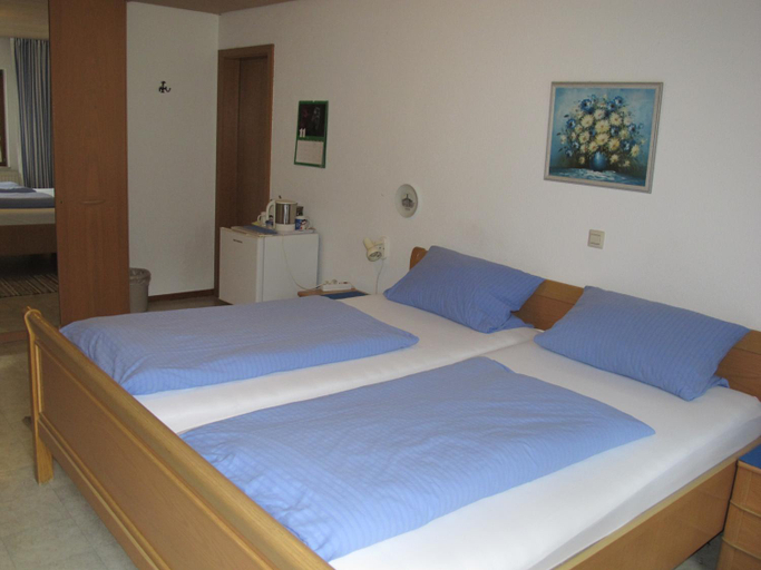 Bedroom 4, Gasthaus Adler, Ravensburg