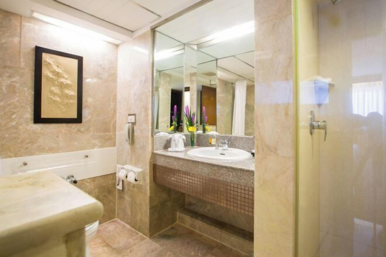 Bathroom 3