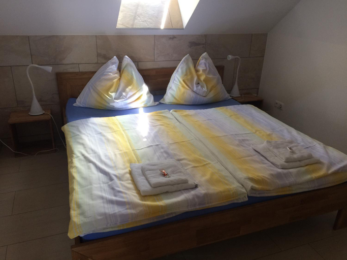Bedroom 2, Ferienwohnung Frieser, Feldkirchen