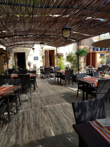 Others 3, Le Relais Des Dentelles, Vaucluse