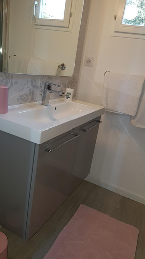 Bathroom 21