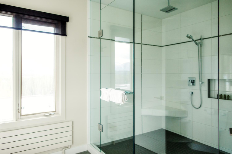 Bathroom 5, The Juniper Hotel & Bistro, Division No. 15