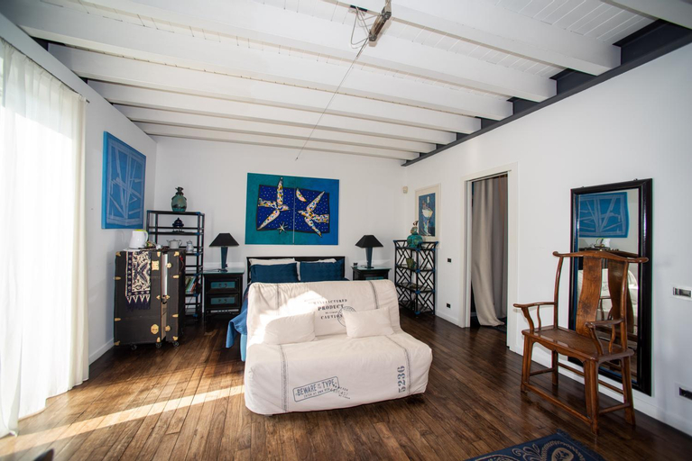 Bedroom 3, camera in Villa Verney, Savona