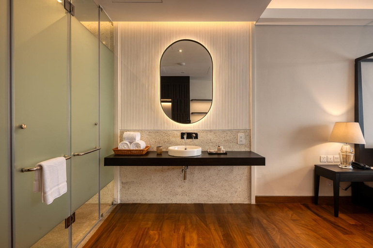 Bathroom 3, Taprobane House, Thimbirigasyaya
