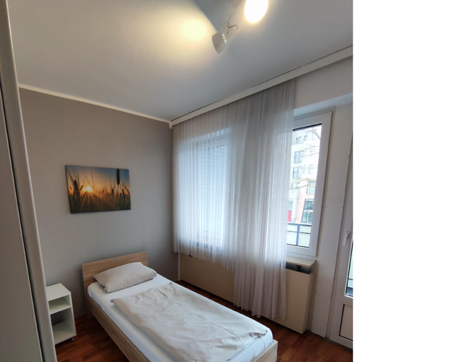 Bedroom 14