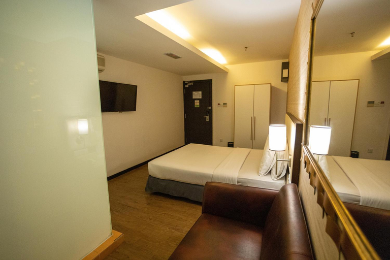 Bedroom 12