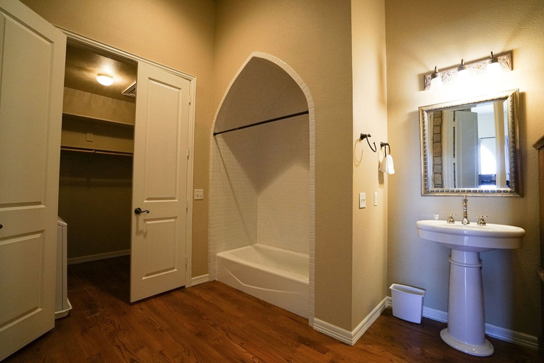 Bathroom 3, The Castle at Rockwall, Rockwall