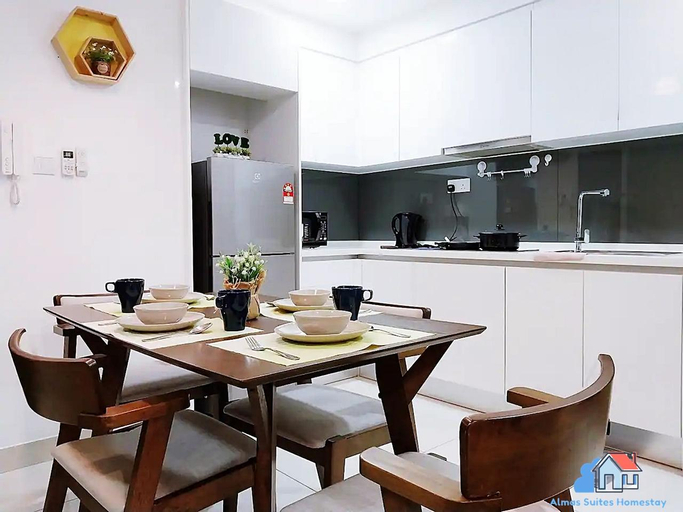 Dining Room 8