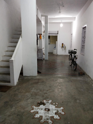Others 4, Mayurapriya Inn, Kancheepuram