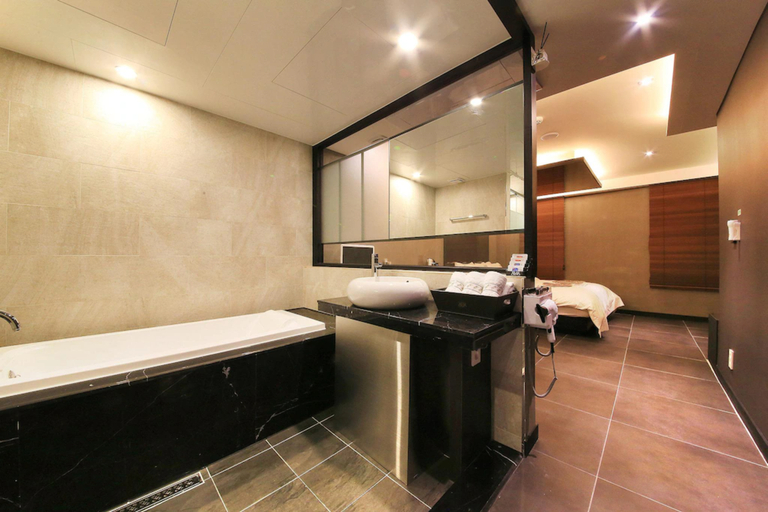 Bathroom 4, Anyang Boutique Hotel AMA, Anyang