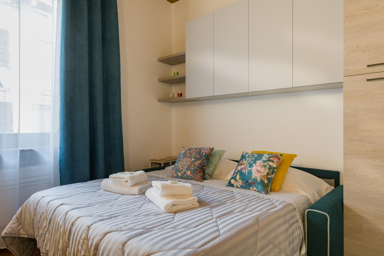 Bedroom 2, Apartments City Center, Verona